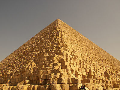 pyramid.jpg.20485afb3638ef53251d46b6dc94b119.jpg